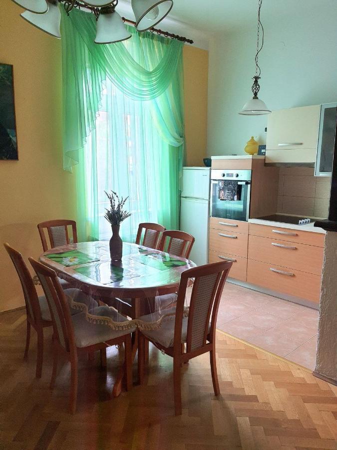 Family Apartment Center Abbázia Kültér fotó